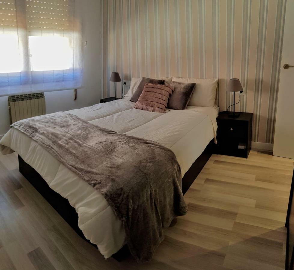 קלהורה Apartamento "El Abuelo" מראה חיצוני תמונה